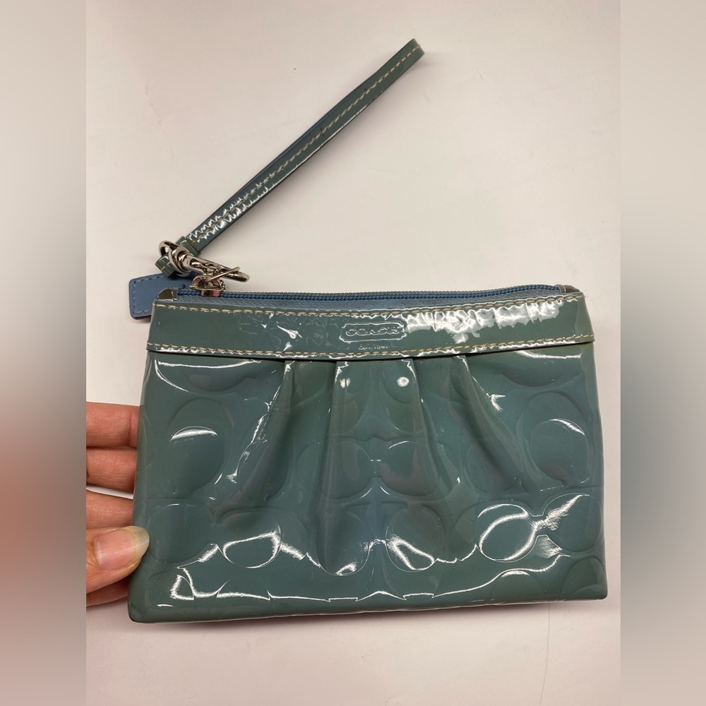 COACH est 1941 Authentic Signature Patent Leather Teal Blue Wristlet